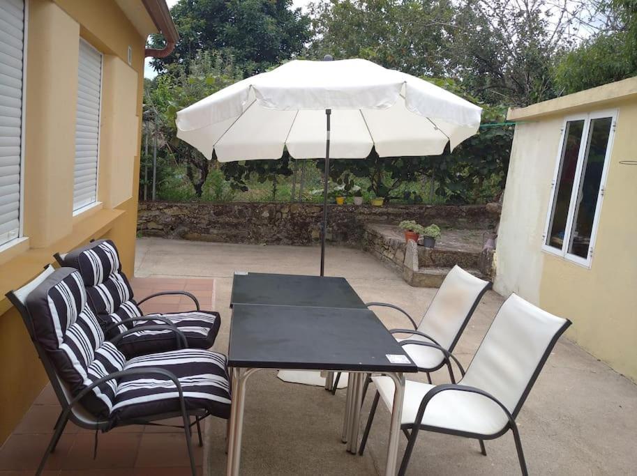 Casita Con Terreno A 10 Minutos Del Centro De Vigo *