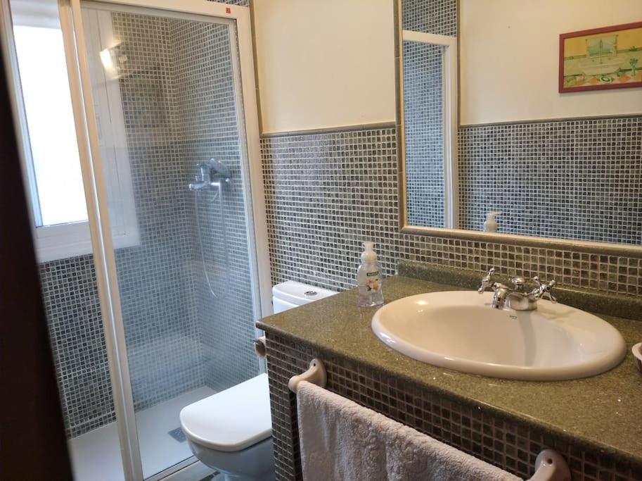 Casita Con Terreno A 10 Minutos Del Centro De Vigo Holiday home *
